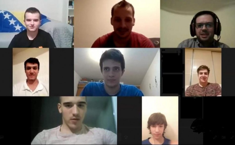 Predsjednica Srpske čestitala učenicima iz Banjaluke i Foče osvajanje medalja