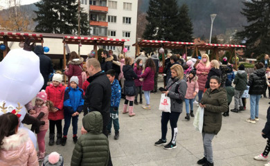 Humanitarni bazar u Foči: Pomoć za liječenje malog Olivera