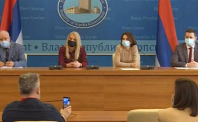 Obustavljena škola, zatvaraju se ugostiteljski objekti, tržni centri i frizerski saloni