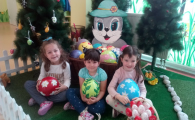 Vrtićev vaskršnji parkić bogatiji za “nojeva” jaja