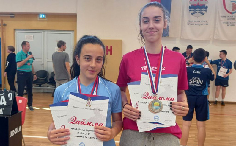 Stoni tenis: Tri medalje za Fočanke na Prvenstvu Srpske
