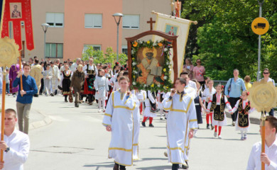 Proslavljena krsna slava: Narod pobjeđuje molitvama Svetog Nikolaja