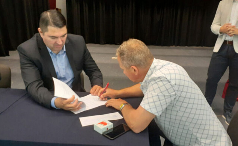 Potpisani ugovori o samozapošljavanju i zapošljavanju boračkih kategorija