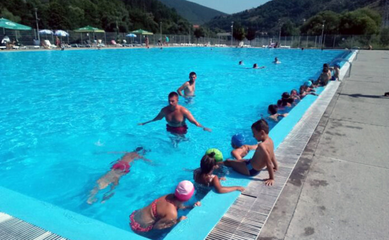 Akva park “Ušće”: Školu plivanja prošlo 26 djece