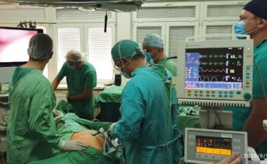 UB Foča: Mali rez mijenja otvorenu operaciju i u grudnoj hirurgiji
