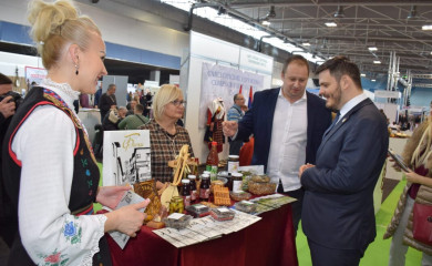 Uspješan nastup TO Foča na Sajmu zavičaja u Novom Sadu- tradicionalna hrana i ljepote prirode mame turiste