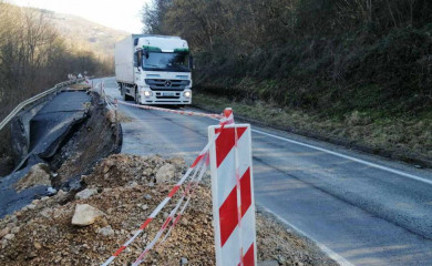 Novo urušavanje tla na magistralnom putu u Filipovićima