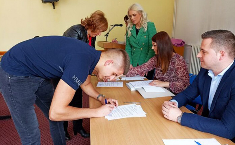 Stipendije za 158 studenata