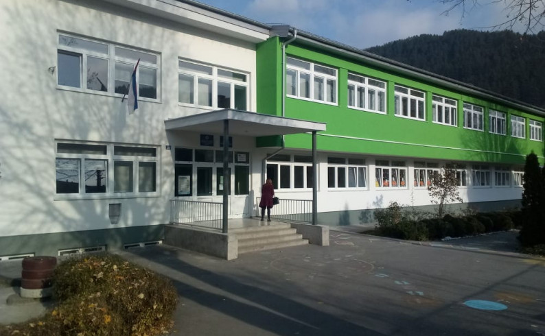 Dojave o bombama u školama lažne, od sutra redovna nastava