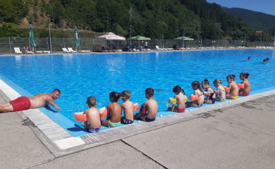 Počela sa radom škola plivanja