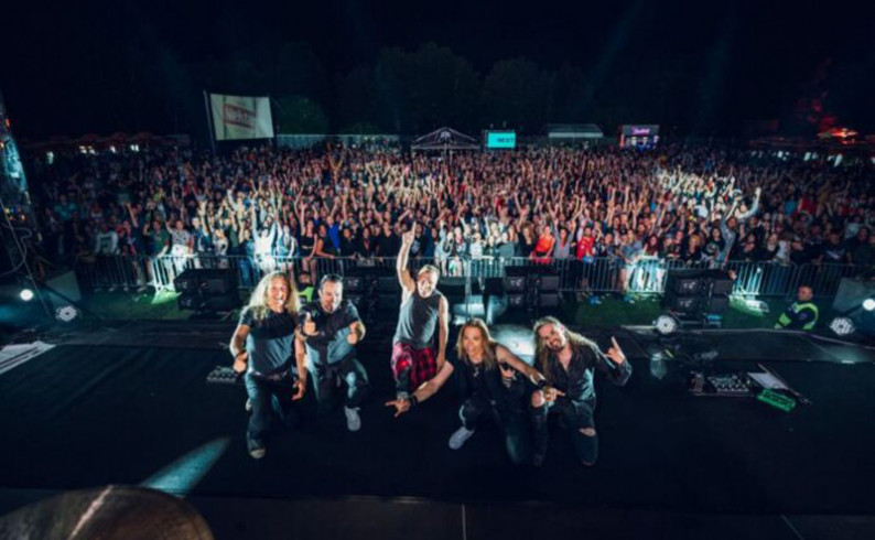 Prvi dan OK festa u znaku finskih hejvi metal violončelista i srpskih pankera
