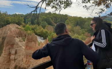 Pješčane piramide nezaobilazne sve većem broju turista