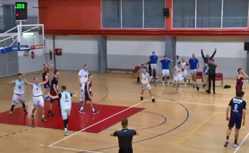 Pobjeda košarkaša u dramatičnoj završnici, porazi fudbalera i odbojkašica, Todovićeva osma “Trka u kamenu”