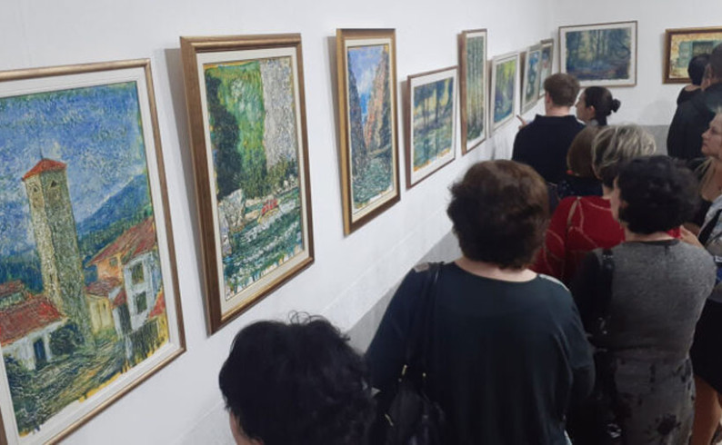 „Slikarstvo punog povjerenja“: Pola vijeka umjetnosti Radmila Marića