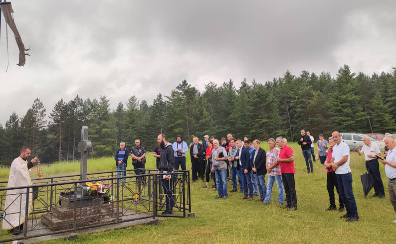 Odata počast mladoj kraljevoj vojsci i stradalim Miljevcima