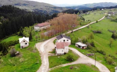 Osvećenje zemljišta za crkvu u Zavaitu