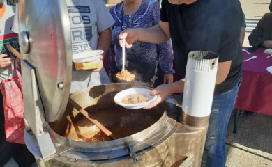 „Tri kotlića“ okupila ljubitelje prirode i sladokusce