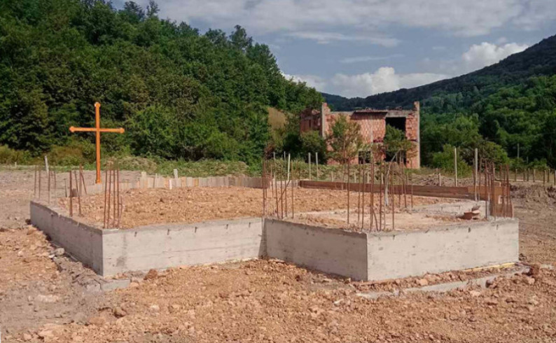 U subotu osvećenje temelja crkve u Kozjoj Luci i donatorsko veče