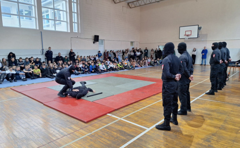 PU Foča za osnovce organizovala Dan otvorenih vrata