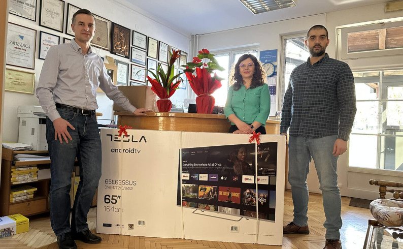 Partner mikrokreditna organizacija donirala opremu Udruženju građana "Viva žene"