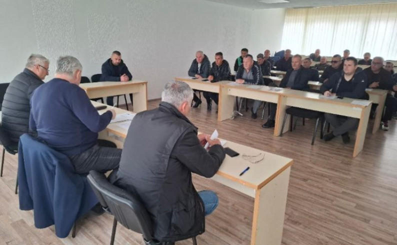 Nedovoljan broj parking mjesta za ratne invalide u Foči