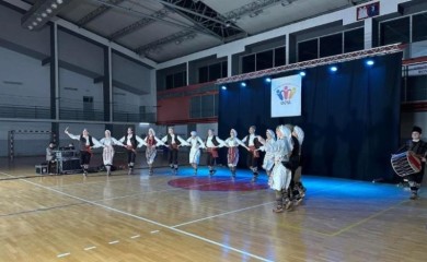 Igra i tradicija spajaju Srbe s obje strane Drine