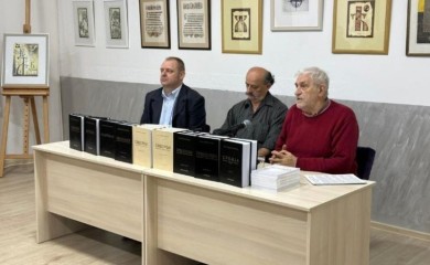 "Svesrbi" - knjiga o potrebi za srpskom slogom i međusobnom spoznajom