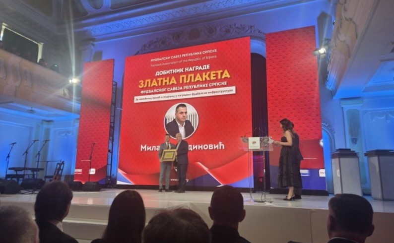 Načelniku Foče Milanu Vukadinoviću Zlatna plaketa Fudbalskog saveza Republike Srpske