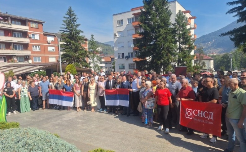 SNSD u Foči predstavio kandidate: Nastavljamo da razvijamo Foču i Republiku Srpsku