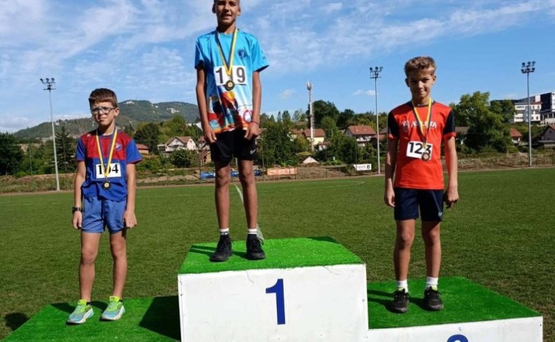 Šest medalja za mlade atletičare Sutjeske na mitingu u Zenici
